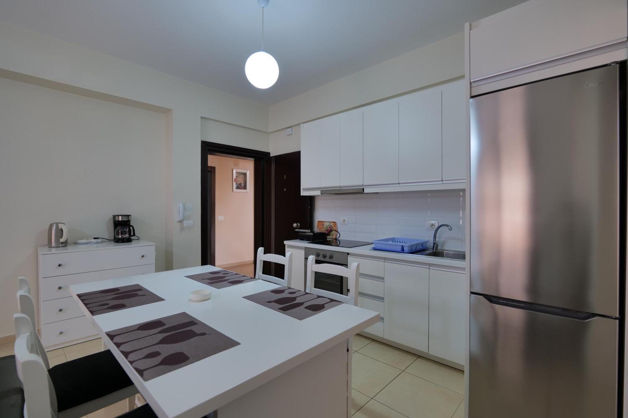 Noel Sea View Apartments Sarandë Esterno foto