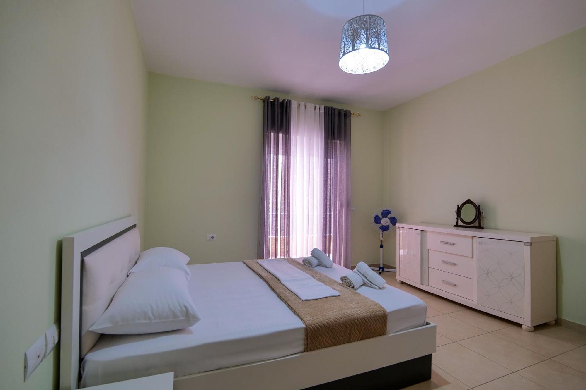 Noel Sea View Apartments Sarandë Esterno foto