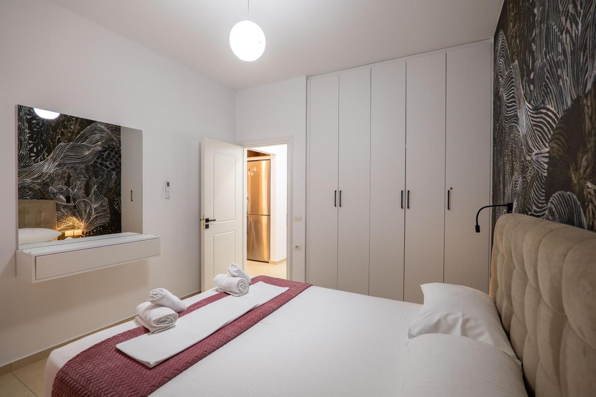 Noel Sea View Apartments Sarandë Esterno foto