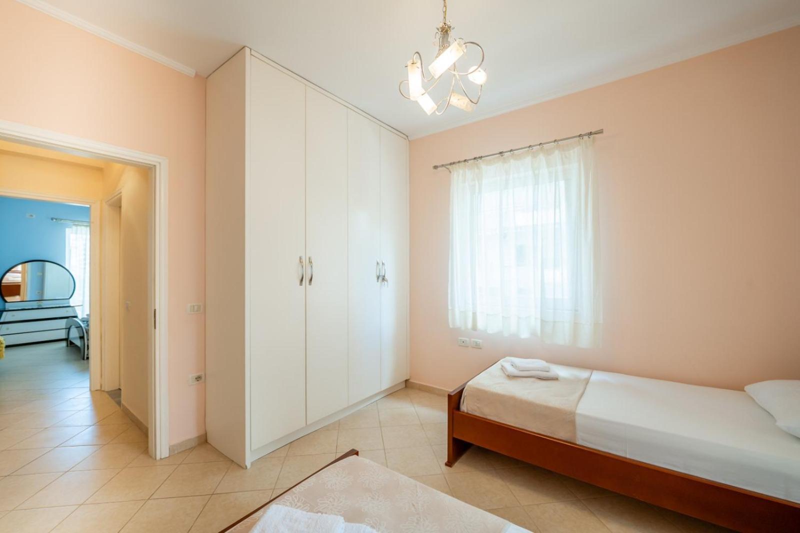 Noel Sea View Apartments Sarandë Esterno foto