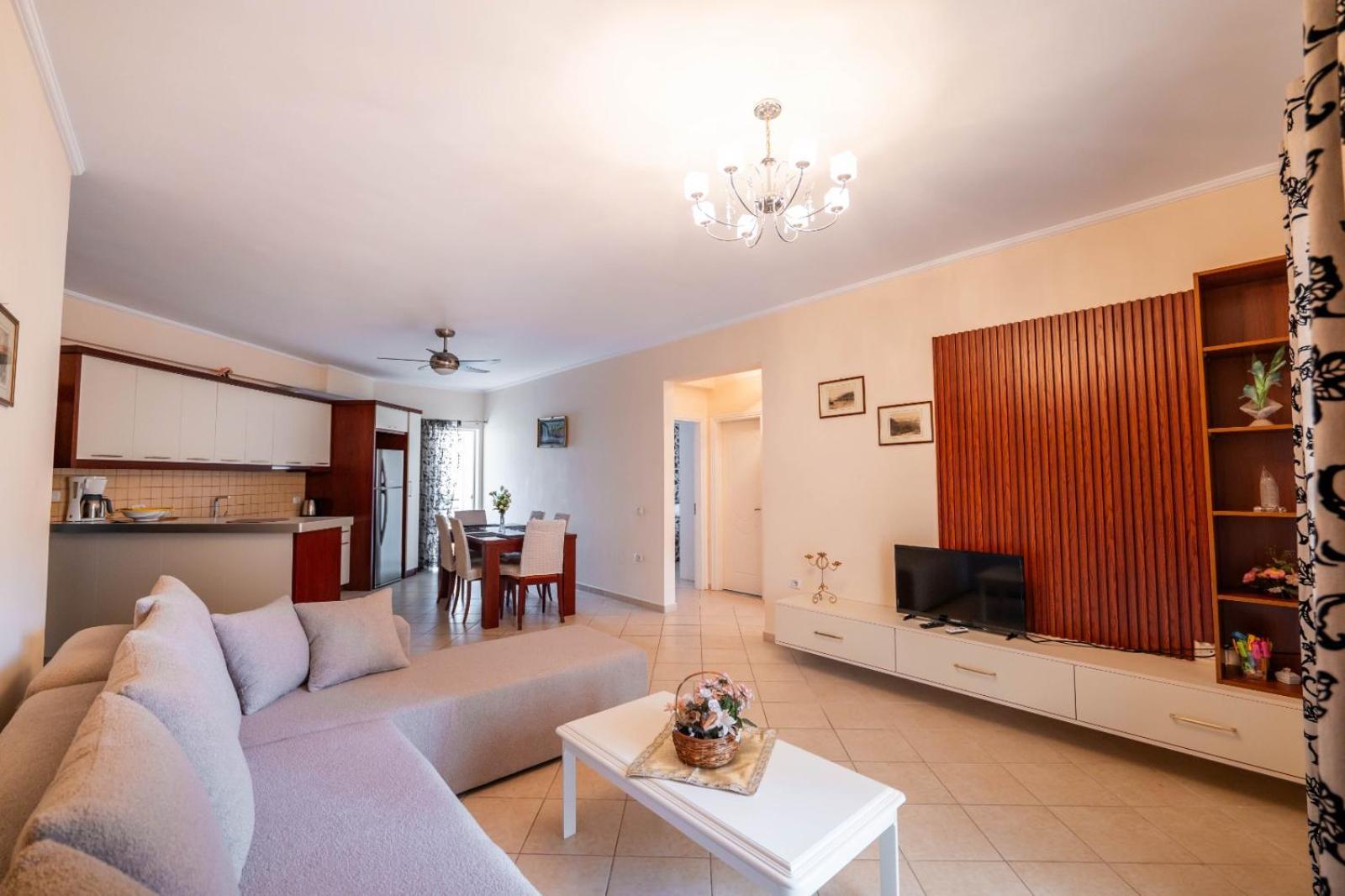 Noel Sea View Apartments Sarandë Esterno foto