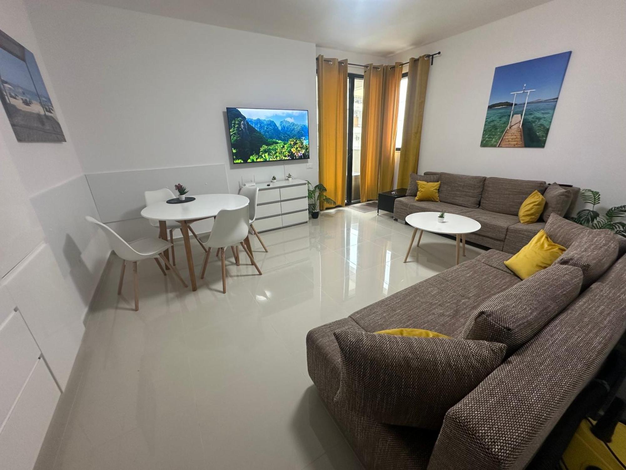 Noel Sea View Apartments Sarandë Esterno foto